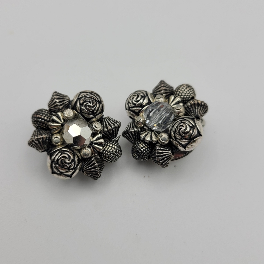 Elegant Silver Floral clip on Earrings